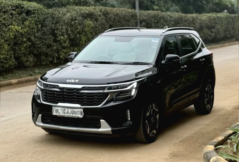 KIA SELTOS 2025 - à louer sur r-auto KIA SELTOS 2025 - extérieur