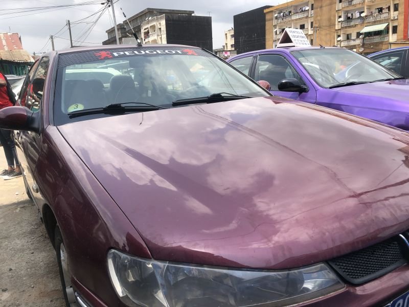 Peugeot 406 - à louer sur r-auto Peugeot 406 - extérieur