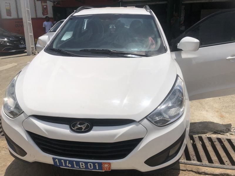 Hyundai i35 - à vendre sur r-auto Hyundai i35 - extérieur