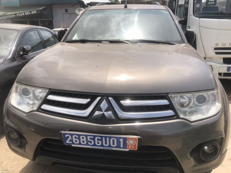 Mitsubishi pajero sport - à vendre sur r-auto Mitsubishi pajero sport - extérieur
