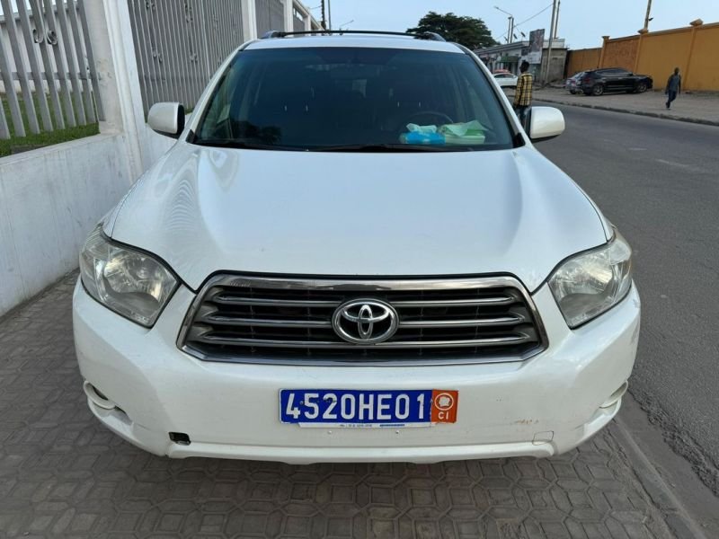 TOYOTA HIGHLANDER - à vendre sur r-auto TOYOTA HIGHLANDER - extérieur