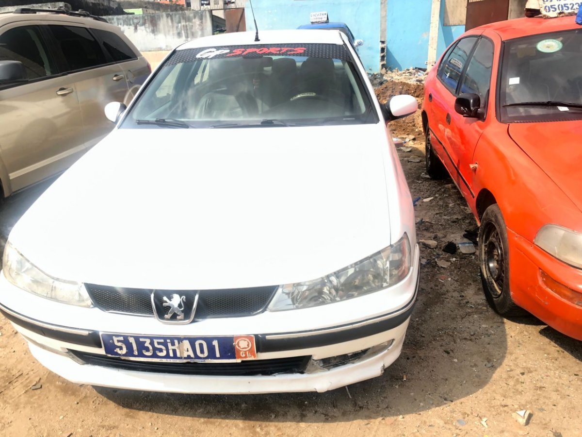 Peugeot 406 - à vendre sur r-auto Peugeot 406 - extérieur
