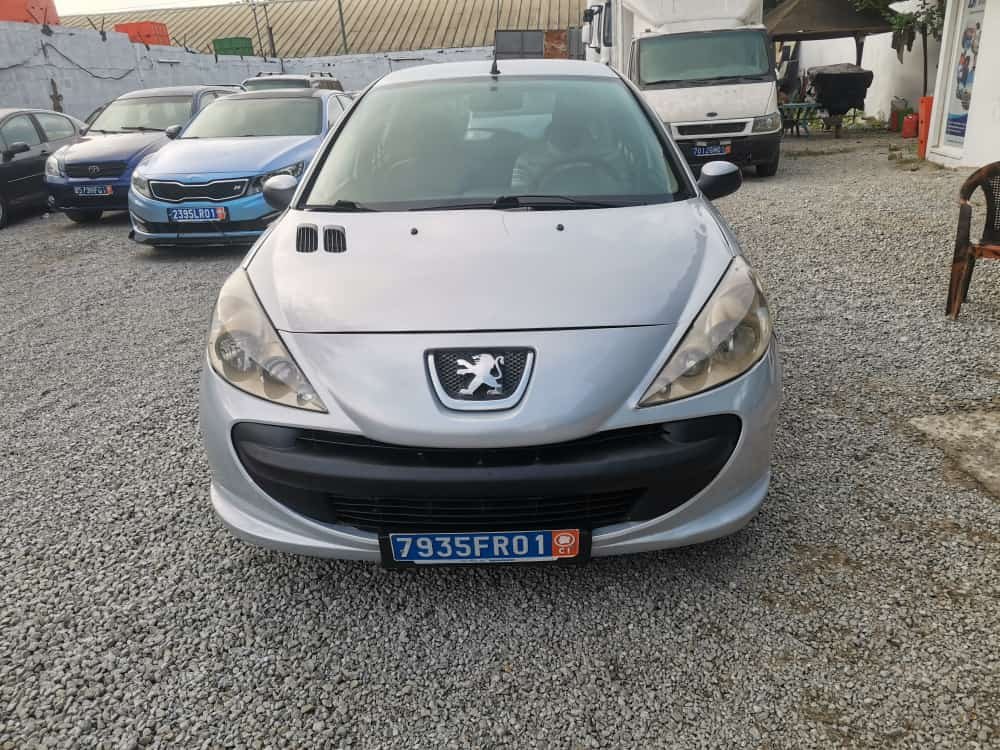 Peugeot 206plus - à vendre sur r-auto Peugeot 206plus - extérieur